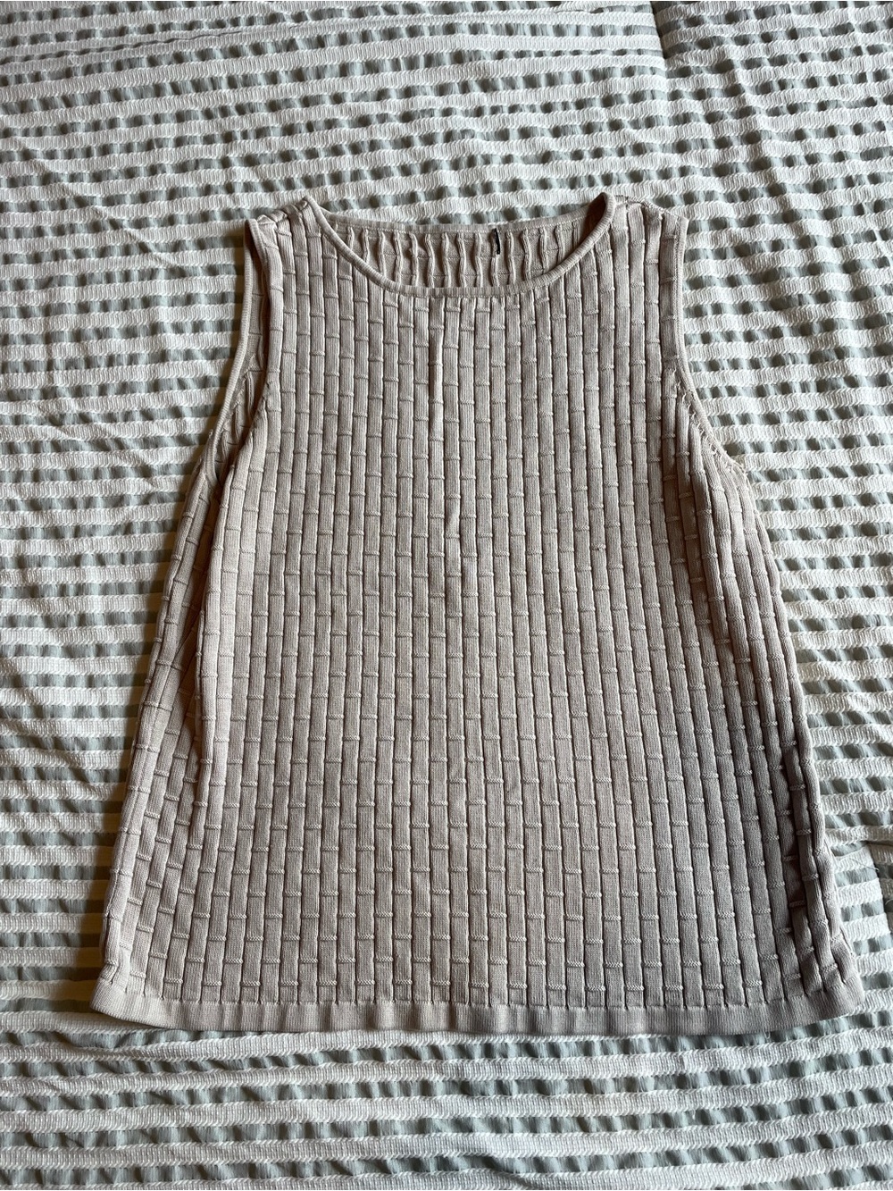 Textured Sleeveless Tank Top in Light Taupe